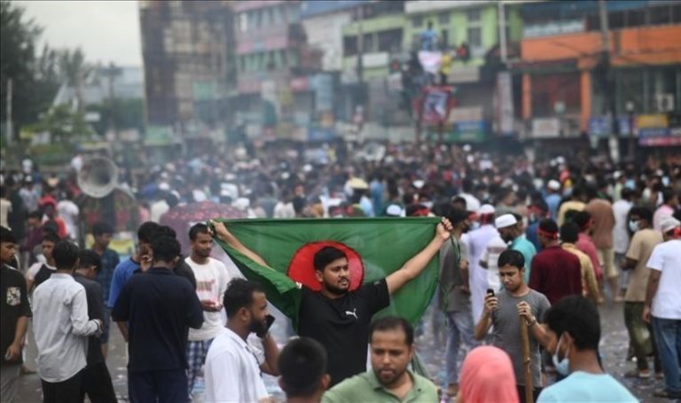 Evler yakıldı ve yağmalandı: 21 parti üyesi ve aileleri öldü – Son Dakika Dünya Haberleri