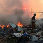 Video. Johannesburg’da bir yangın tüm mahalleyi harap etti