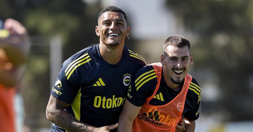 Fenerbahçe, Portekiz kampının ikinci gününde çalışmalara devam ediyor