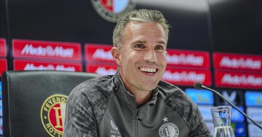 Robin van Persie’den Fenerbahçe maçı öncesi Galatasaray itirafı