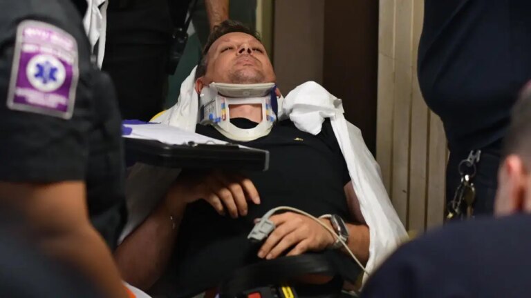 ABD’de ICE’ın sert müdahalesi: Anadolu Ajansı baş kameramanı hastaneye kaldırıldı – Son Dakika Dünya Haberleri