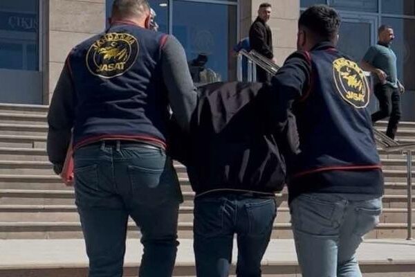 25 yıl 9 ay kesinleşmiş hapis cezası var: Van’da yakalandı
