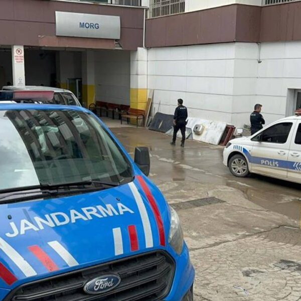 Kepçe operatörü direksiyon başında ölü bulundu – Son Dakika Türkiye Haberleri