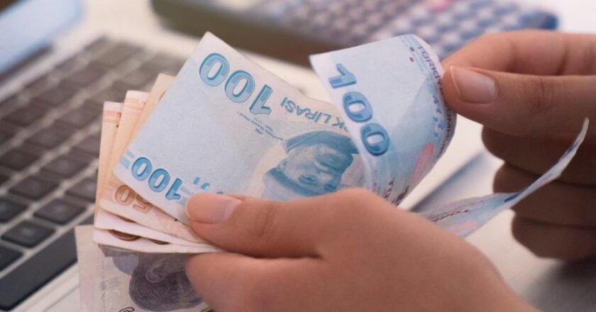 Kasım Ayı Enflasyon Raporu Bekleniyor: Memur ve Emekliler Neler Düşünüyor?