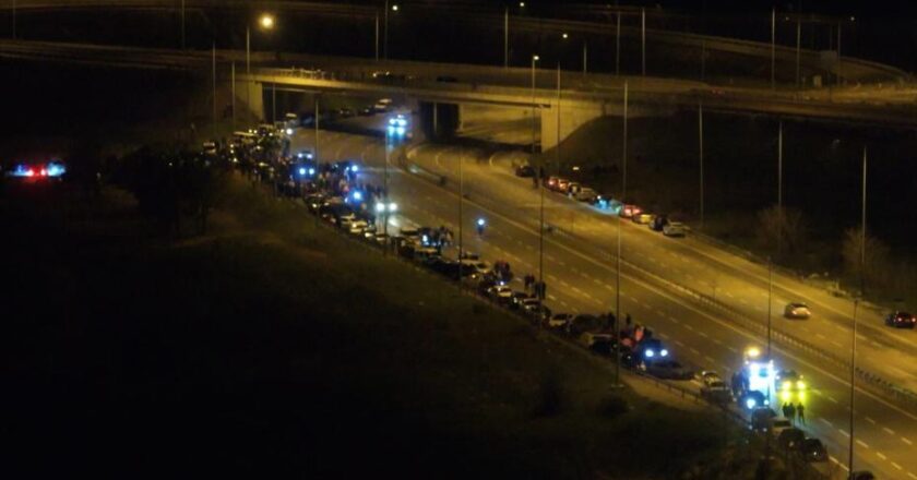 Otoyolda Drift Etkinliğine Polis Müdahalesi